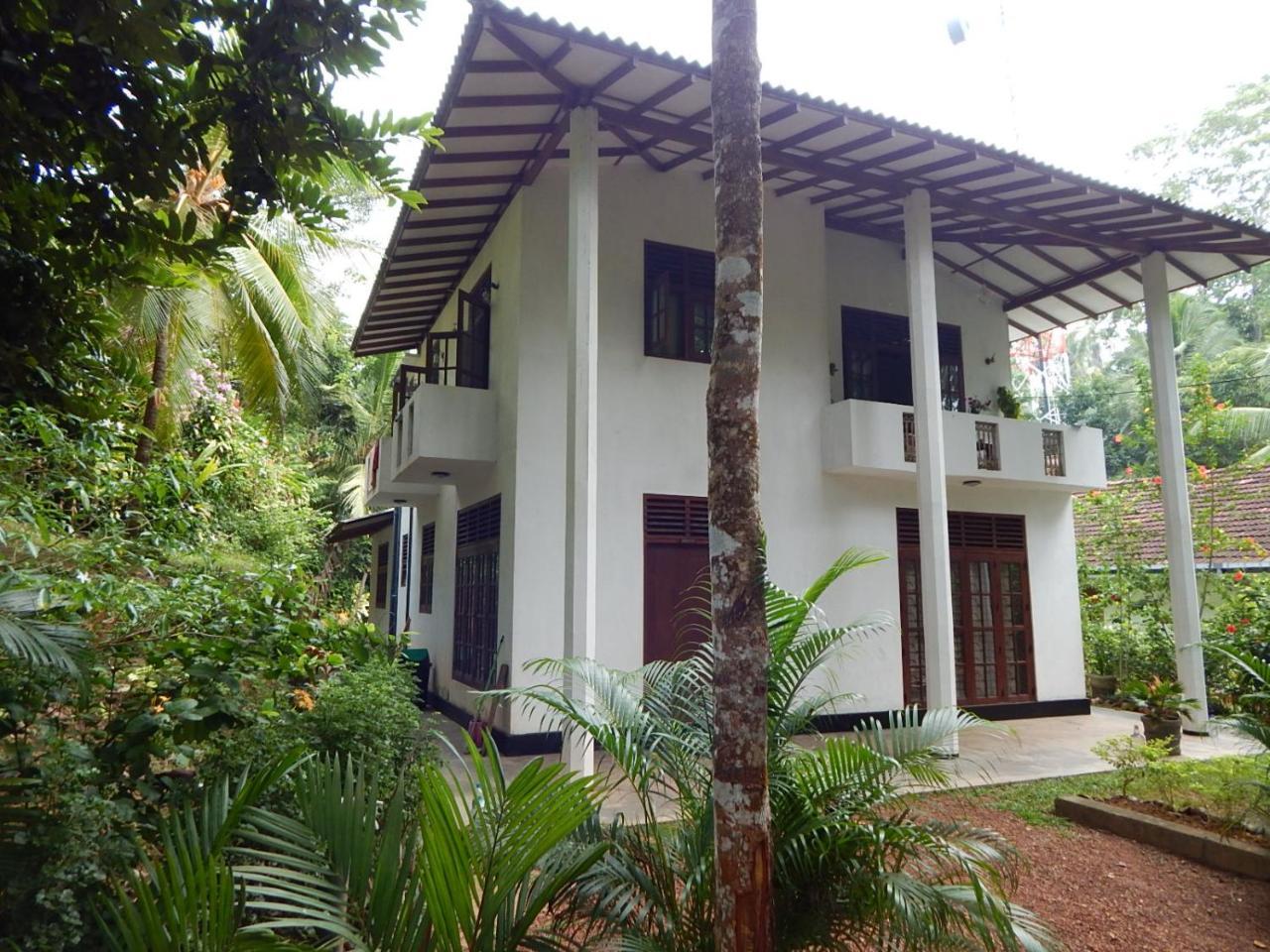 Handy House Apartment Hikkaduwa Exterior photo